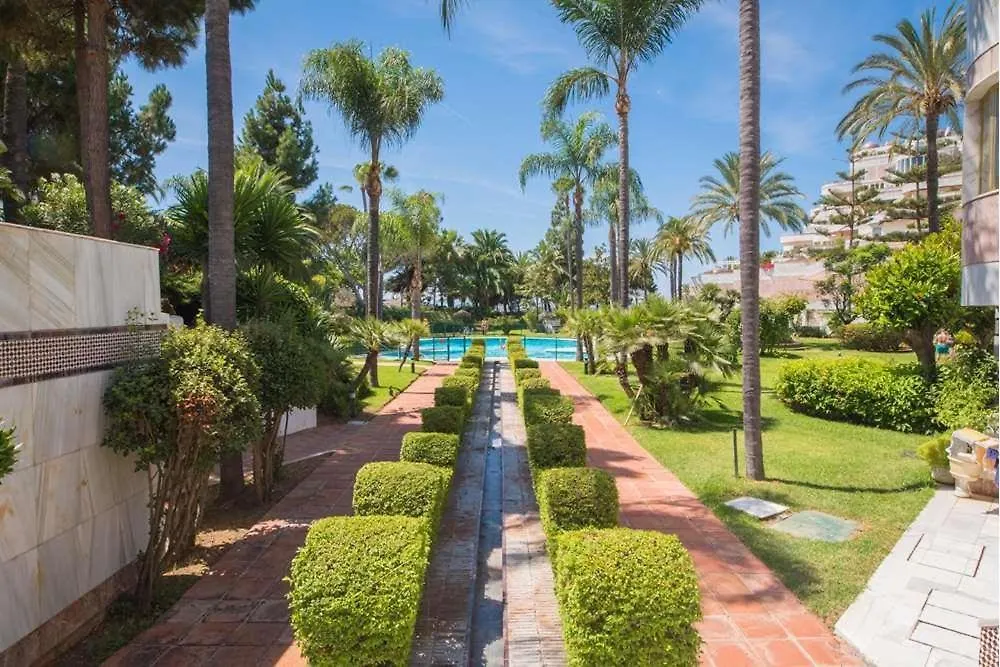 Puerto Banús Beach Apartments Marbella Apartahotel
